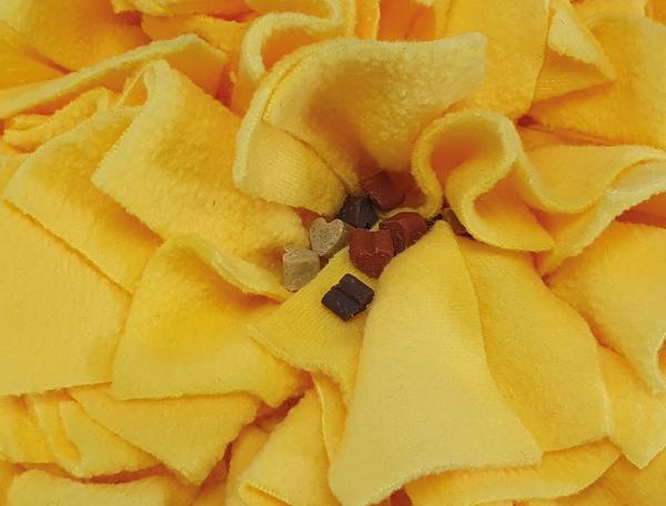 Schnüffelmatte für Hunde [70x50cm] Nobby Bone gelb, Schnüffelteppich